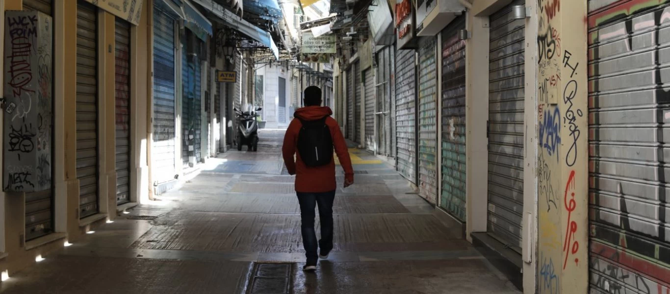 Πρόεδρος ΕΕΑ - Γ.Χατζηθεοδοσίου: «Τα μισά καταστήματα στο κέντρο της Αθήνας δεν άνοιξαν»